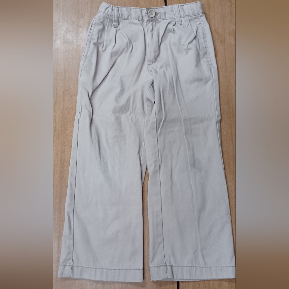 Kids pants size 4 and 5s